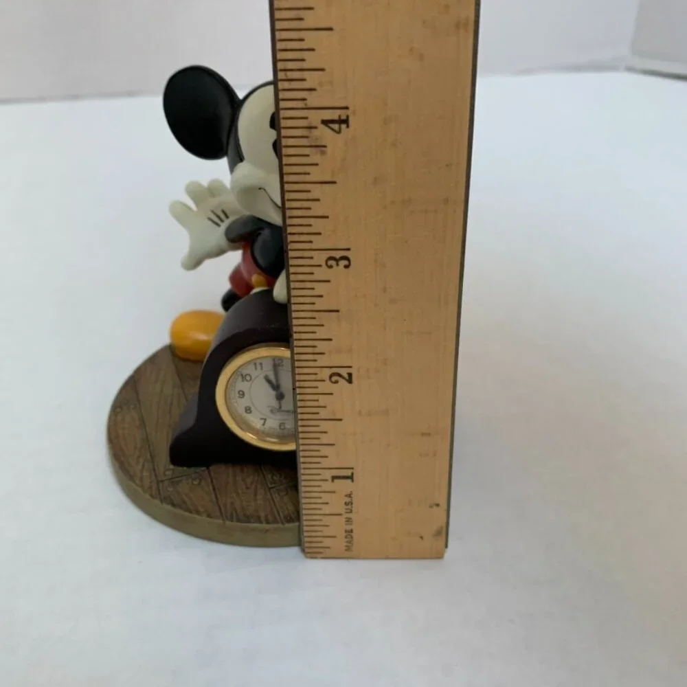 Vintage 1990's Disney Mickey Mouse Desk Clock